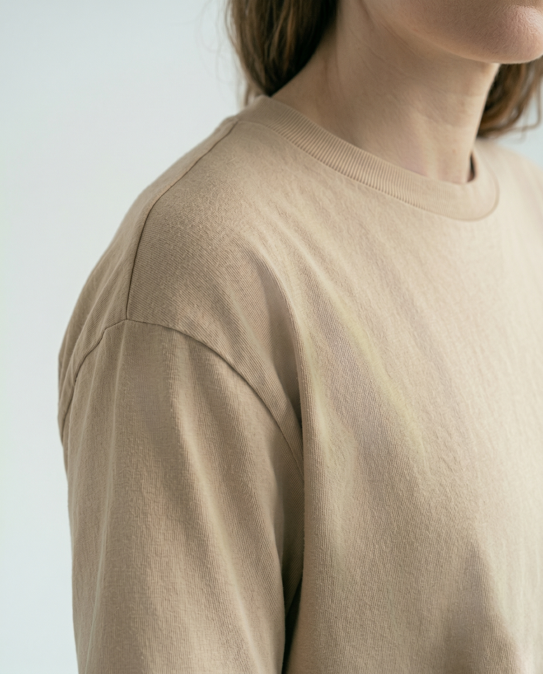GRPHX Premium Heavyweight Oversized tee detail close-up – drop shoulder fit